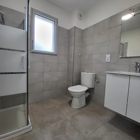 Type 1 Centre-ville Appartement *